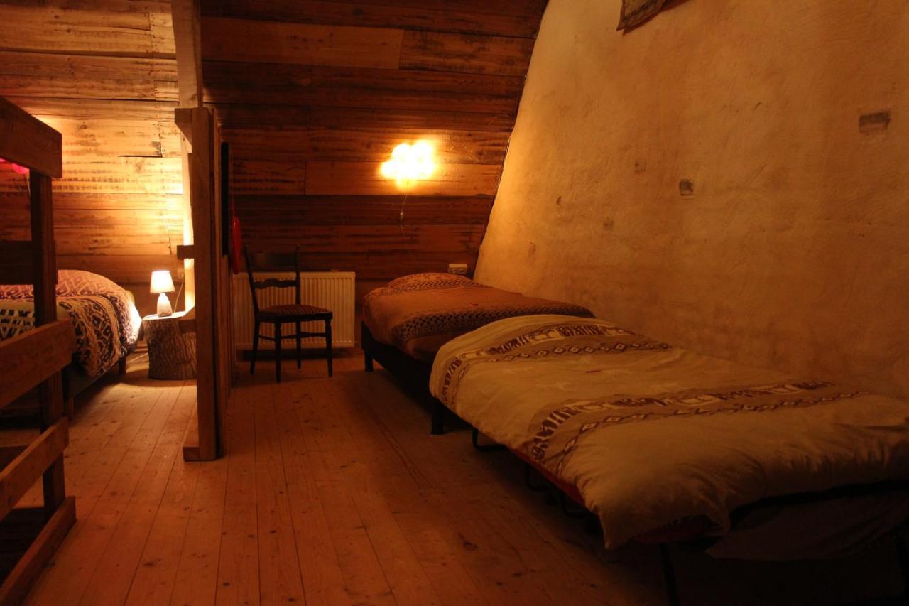 B&B 'T Zwaluwnest Хёвелланд Экстерьер фото