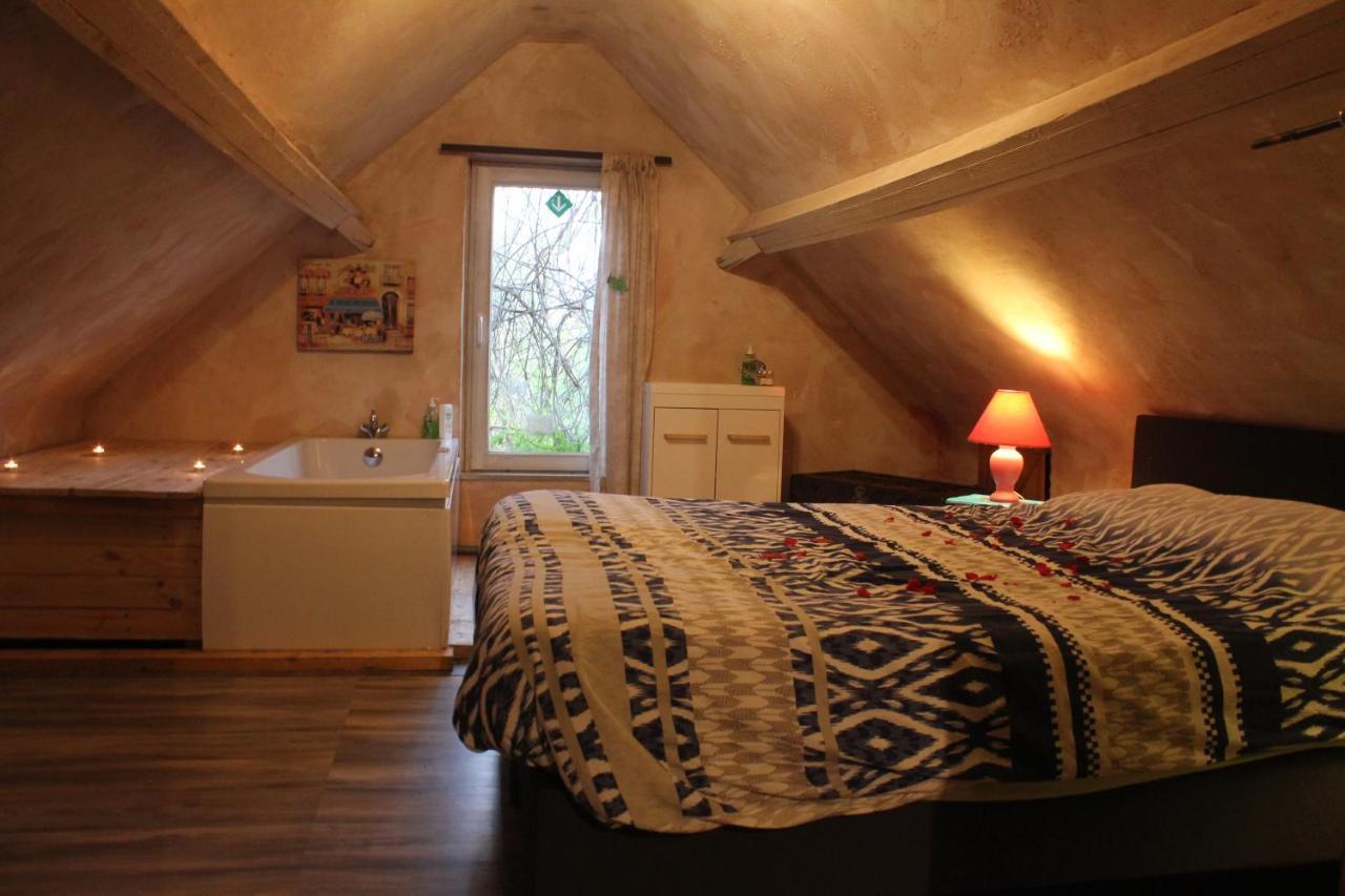 B&B 'T Zwaluwnest Хёвелланд Экстерьер фото
