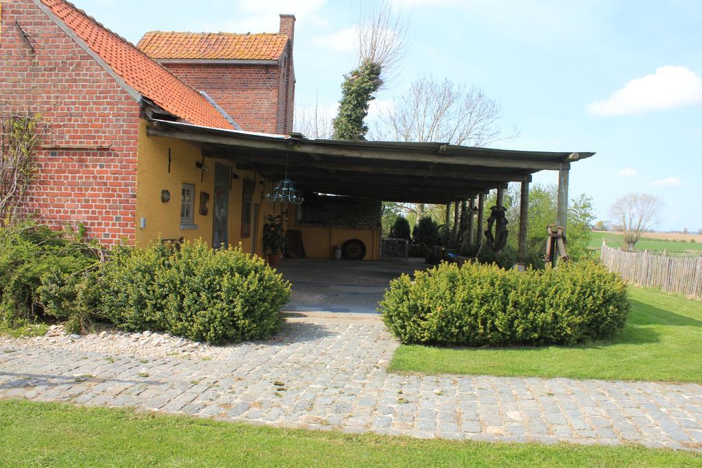 B&B 'T Zwaluwnest Хёвелланд Экстерьер фото