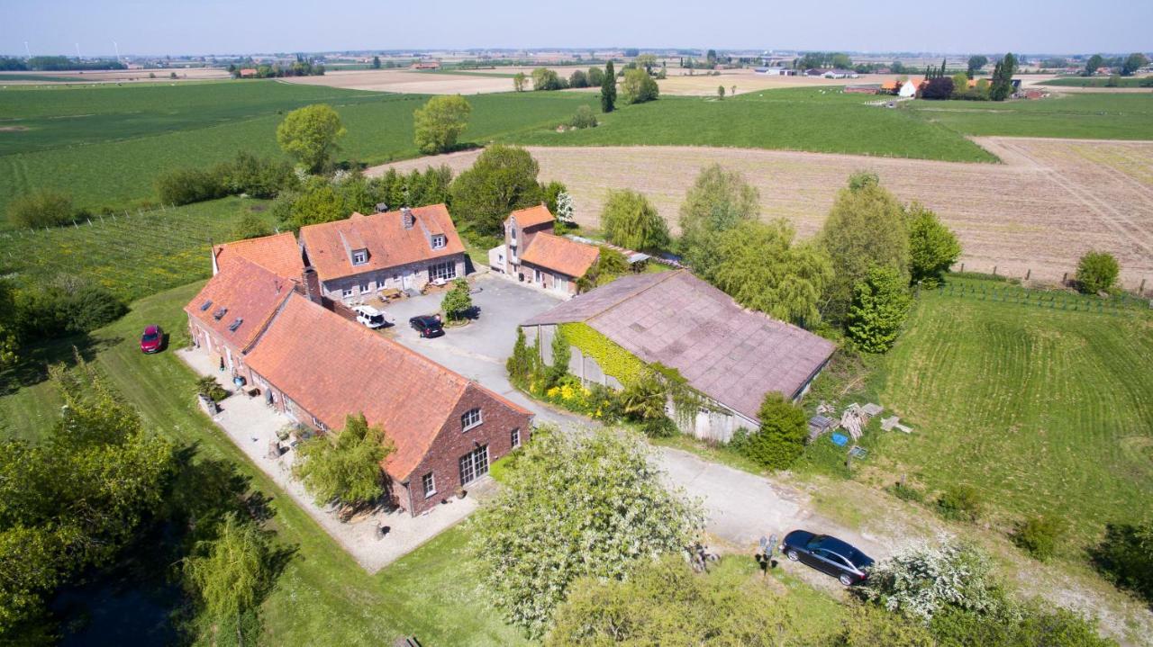 B&B 'T Zwaluwnest Хёвелланд Экстерьер фото